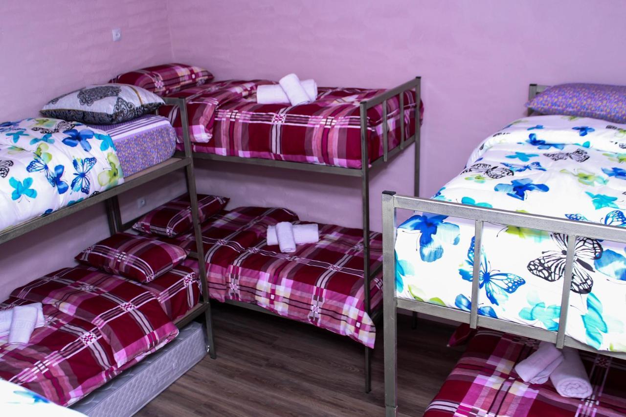 Bee Lucky Hostel And Tours Jerevan Eksteriør billede